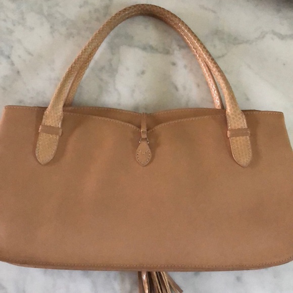 100% authentic like new escada tan 3 pocket bag❤️ - Picture 4 of 8